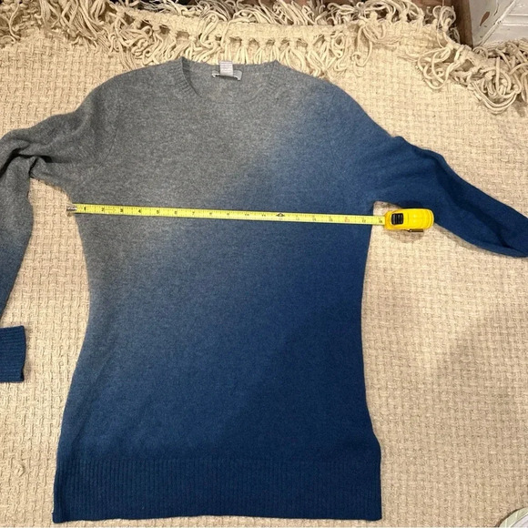 HAYDEN WOMENS SWEATHER
100% CASHMERE COLORFUL XS
TINY HOLE SLEEVE LONG SLEEVE - Picture 5 of 7